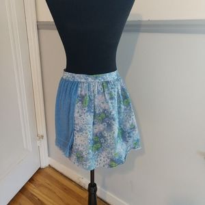 Vintage 1970s apron with attached hand towel